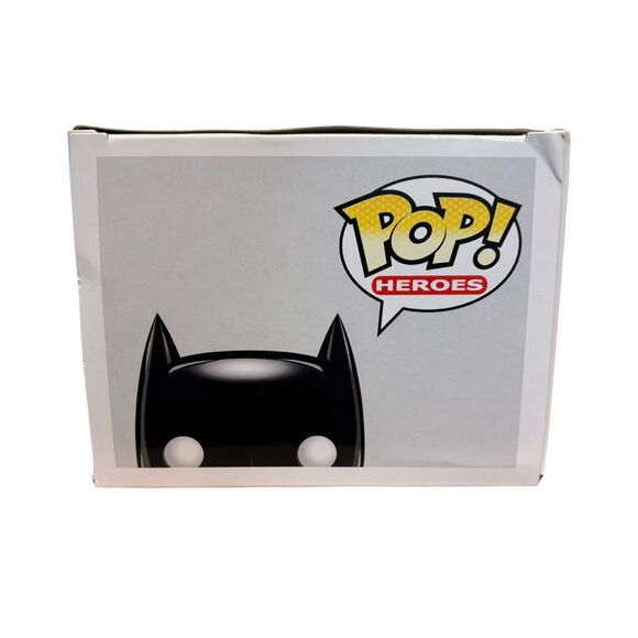 Funko POP! Heroes DC Super Heroes - Batman #01 Vinyl Figure - In Box - Picture 5 of 6